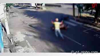 Câmera de segurança mostra colisão entre duas motos em avenida de Juazeiro do Norte, no Ceará - Globo.com