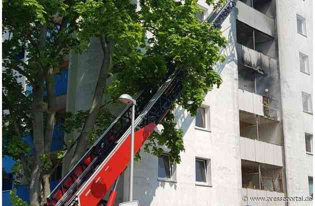 FW Düren: Küchenbrand in Hochhaus und Gefahrguteinsatz - Zwei zeitgleiche Einsätze fordern die Feuerwehr
