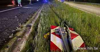 Automobilist mist afrit E403 en veroorzaakt brokken in Lichtervelde - Het Laatste Nieuws