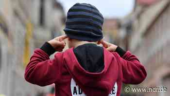 Internationaler Tag gegen den Lärm: Geräuschreduzierende Architektur - NDR.de