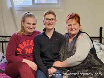 Rekindled link to heritage leads Lethbridge woman to house Ukrainians fleeing war - My Lethbridge Now