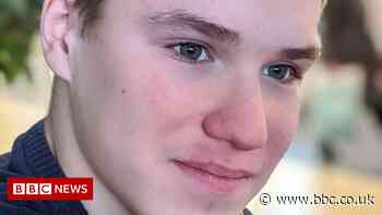 Ukraine: Carer plans trip to Kyiv to help autistic boy