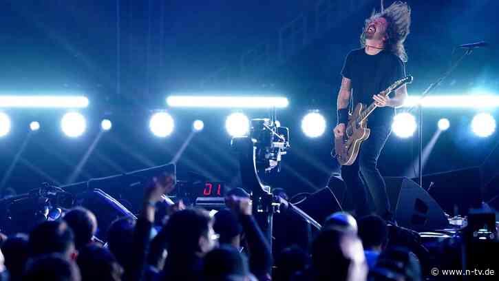 Nach Tod des Drummers: Foo Fighters sagen Welttournee ab - n-tv NACHRICHTEN