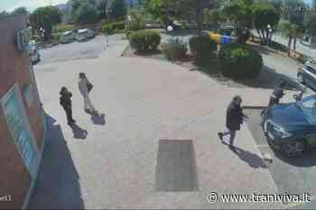 Ladri d'auto in pieno giorno, l’ultimo episodio a Bisceglie ripreso dalle telecamere di videosorveglianza - TraniViva