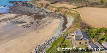 This Beautiful Beachfront Cottage In Cornwall Is For Sale - Country Living