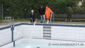 Im Neumarkter Freibad muss trotz hoher Energiepreise niemand frieren