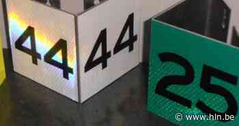 Reflecterende huisnummers binnenkort gratis beschikbaar | Assenede | hln.be - Het Laatste Nieuws