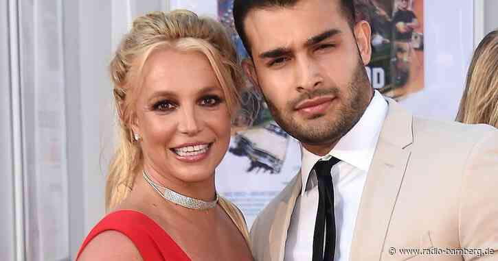Mädchen oder Junge? Britney-Freund will es noch nicht wissen