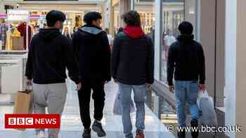 US economy contracts as Ukraine war hits trade