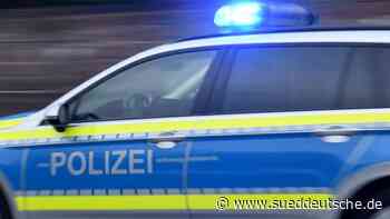 Fahrer rast mit fast 300 Stundenkilometern der Polizei davon - Süddeutsche Zeitung - SZ.de