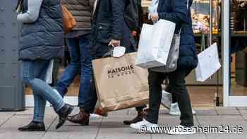 Rosenheimer (59) überfährt Gehweg in Münchener Straße – und knallt dann gegen Stromkasten