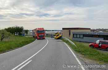 POL-PDLD: Verkehrsunfall endet glimpflich