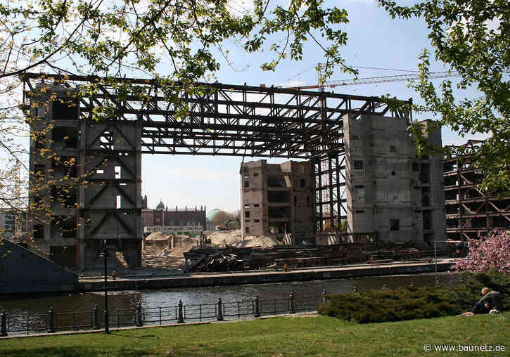 Gab es keine Alternativen?

 - Gedanken zum Abriss des Palastes der Republik in Berlin, dem das Humboldt Forum ein Themenwochenende widmet