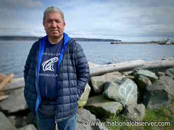 Court ruling doesn't sink Ottawa's decision to close Discovery Islands salmon farms, critics say - Canada's National Observer