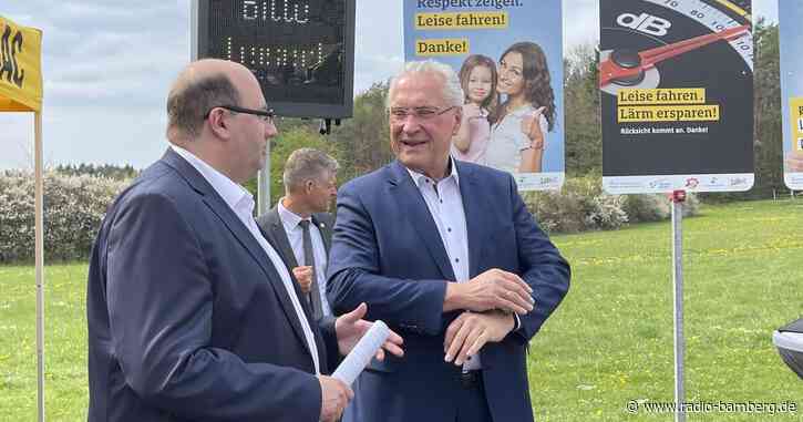 Start in die Motorradsaison: ADAC und Bayerischer Innenminister stellen Initiativen für weniger Verkehrslärm vor