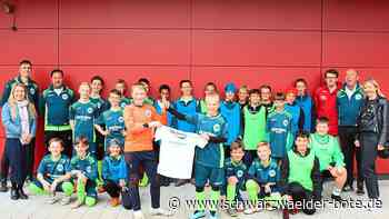 Teil der Mannschaft: Neunjähriger Ukrainer spielt in  Berneck Fußball