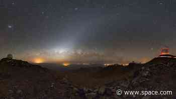 See the Milky Way sparkle with two telescopes in Chile's Atacama Desert in this stunning photo