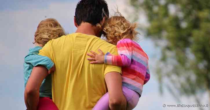 Cognome materno, quando rimasi incinta era da escludere. Il problema è l’identità della donna