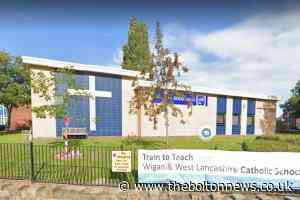 BOLTON: Teacher who sent messages of a sexual nature to pupils escapes disciplinary action - The Bolton News