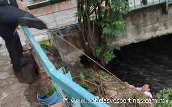 Cae una mujer y dos hombres al Malecón del Río - Noticias Vespertinas