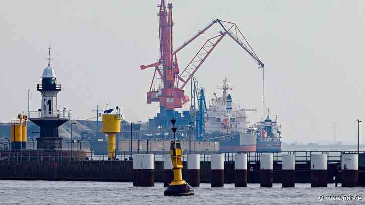 LNG-Terminal in Brunsbüttel: Landtag ändert Gesetz für schnellen Bau - NDR.de