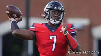 Titans end Willis' wait, draft QB in third round