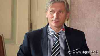 Massa di rifiuti in via Novati - IL GIORNO