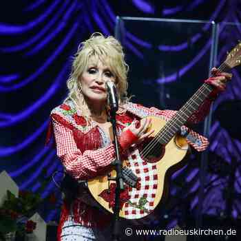 Dolly Parton würde Einladung in Rock-Ruhmeshalle annehmen - radioeuskirchen.de