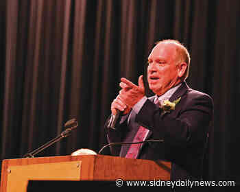 Sports Extra with Dave Ross: This 'Rug' really fits the room - sidneydailynews.com