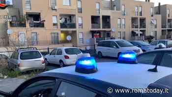 Ingoia dosi di cocaina e rischia di soffocare, soccorso e poi arrestato