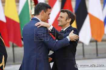 Sánchez llama a votar por Macron en una tribuna conjunta con Costa y Scholz - Agencia EFE