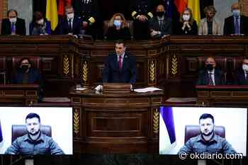 Sánchez promete a Zelenski que seguirá enviando armas a Ucrania pese a la oposición de Podemos - Okdiario