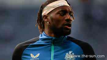 Allan Saint-Maximin ‘got fined everyday’ for wearing earrings, says his Newcastle team-mate Jonjo She... - The US Sun