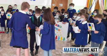 Matera, dalla guerra a una nuova vita: grande festa per i bambini ucraini accolti in questa Scuola. Le foto - Matera News