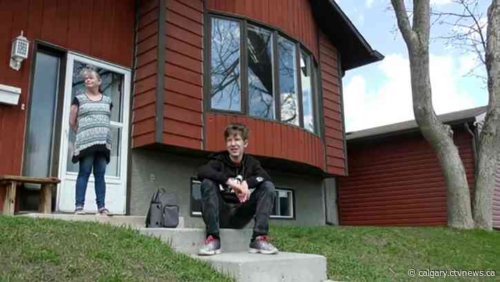 Calgary family frustrated after months of unreliable busing for special needs son