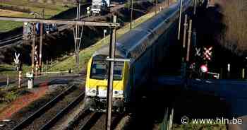 Ook dit weekend geen treinen tussen Gent en Brugge, NMBS legt vervangbussen in - Het Laatste Nieuws