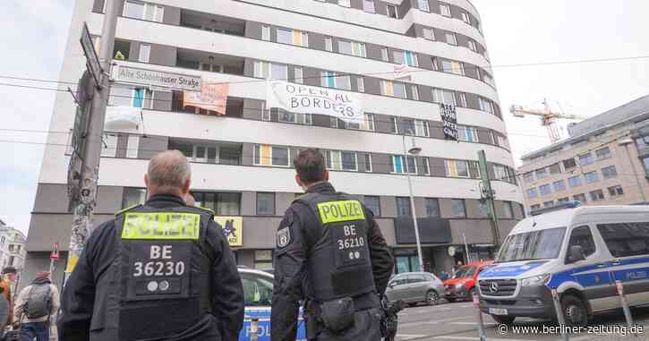 Berlin: Polizei räumt Hostel – sechs Hausbesetzer festgenommen - Berliner Zeitung