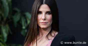Mode ab 50: Sandra Bullock zeigt, wie du spitze Pumps kombinierst - BUNTE.de