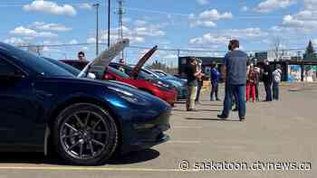 Sask. electric vehicle owners push to see more EVs on the road