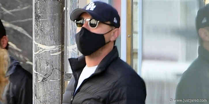 Leonardo DiCaprio Masks Up While Scouting Locations in NYC For Neat Burger