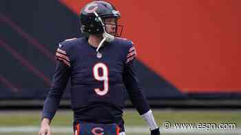 Bears agree to release QB Foles after 2 seasons