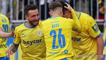 Eintracht Braunschweig nach Sieg gegen Magdeburg Zweiter - NDR.de