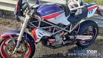 Incidente in tangenziale a Moncalieri: perde il controllo della moto e urta un'auto, centauro in ospedale - TorinoToday