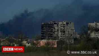 Mariupol civilians leave besieged Azovstal steelworks
