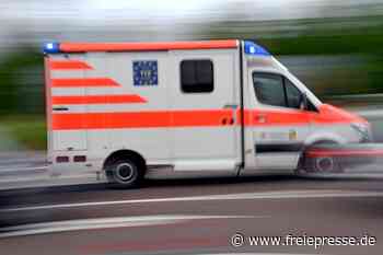 Motorradfahrer prallt gegen Leitplanke: Schwer verletzt - freiepresse.de