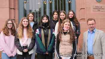 Jobs an der Schnittstelle zwischen Technik, Naturwissenschaft und Recht - Rhein-Zeitung