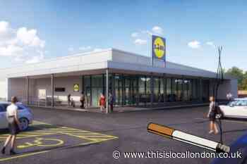 Lidl Woolwich cigarette litterer slapped with fine in court