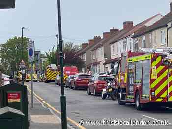 Deepdene Road Welling: Two treated after house fire