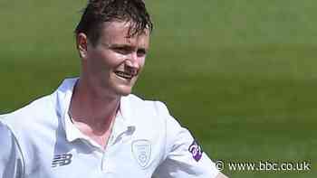 County Championship: Hampshire set Lancashire 351 to win