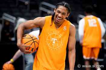 Watch: Zakai Zeigler Throws Out First Pitch in Lindsey Nelson Stadium - Sports Illustrated